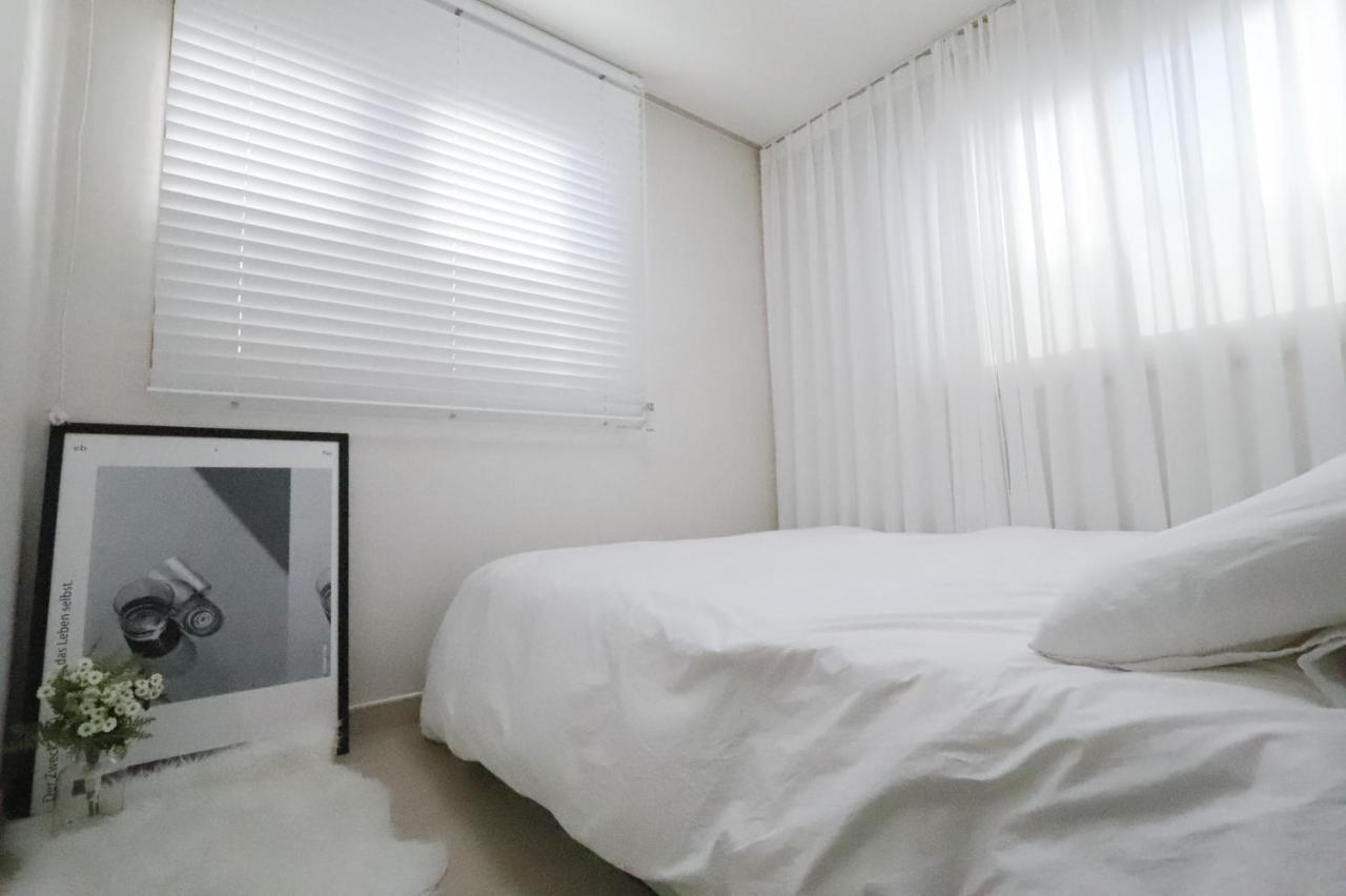 Apartamento Lovely House Hongdae Seúl Exterior foto
