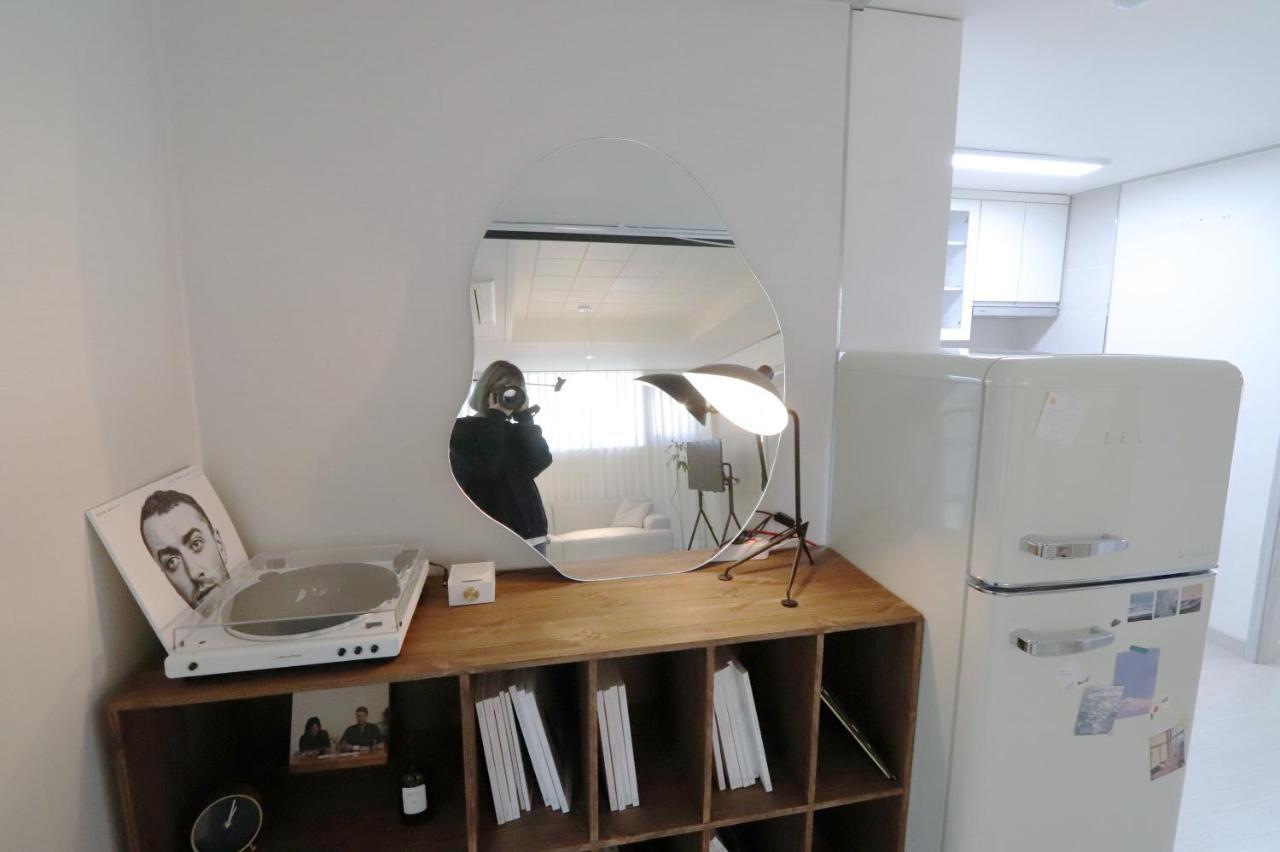 Apartamento Lovely House Hongdae Seúl Exterior foto